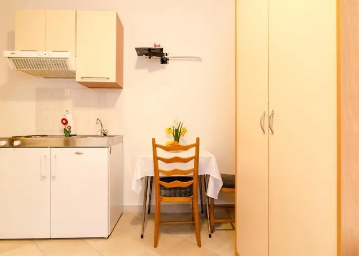 Ivka Apartment *